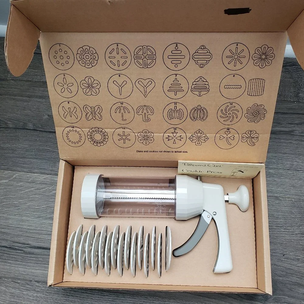 Pampered Chef Cookie Press- Christmas Cookie Press